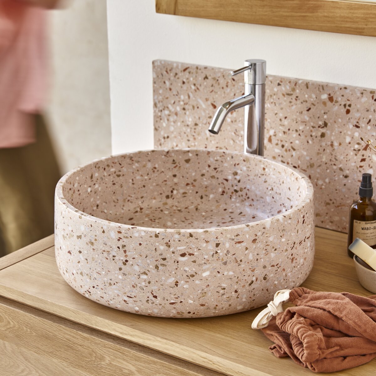 MILOS terrazzo mosdó pink 40