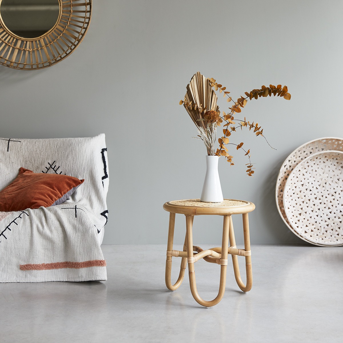 LINA rattan asztalka