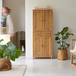 YUKI újrahasznosított fenyőfa ruhásszekrény 150x60